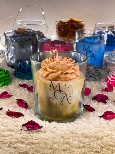 Majestic Petals Candle
